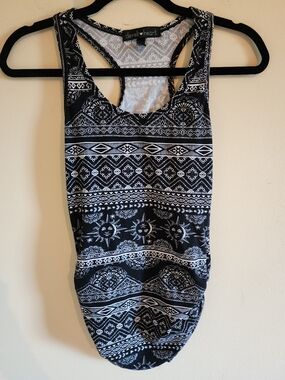 Derek Heart Boho Aztec Racerback Tank Top - Small
